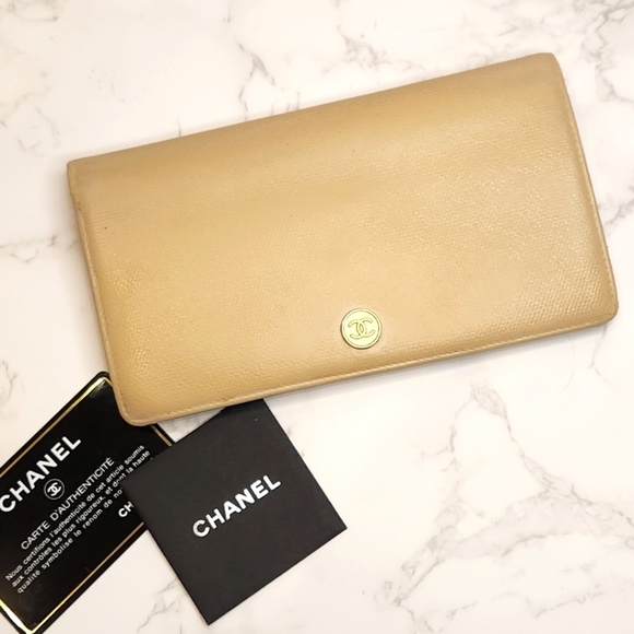 CHANEL Vintage Tan Long Wallet - Picture 1 of 16